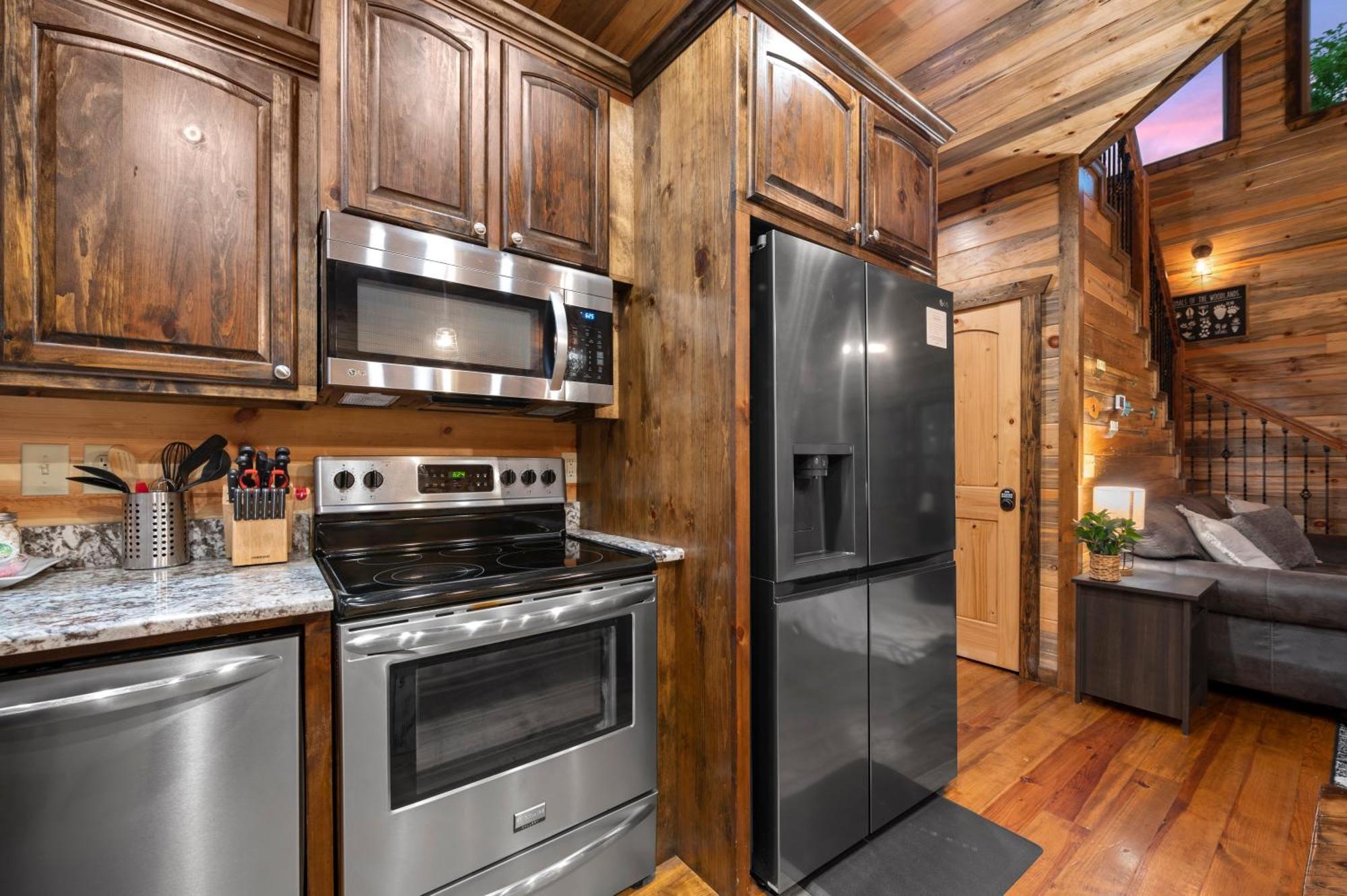 King Suite! Hot Tub, Arcade Games, L2 Ev, Fire Pit, Kids Playset, Ping Pong, Dog Friendly Broken Bow Exterior photo